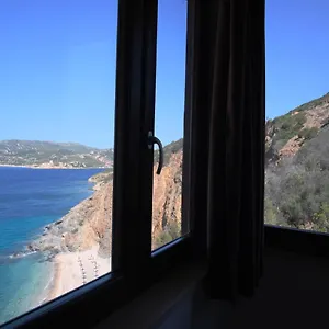 https://nuraghe-luxury-apartment.in-sardinia.net