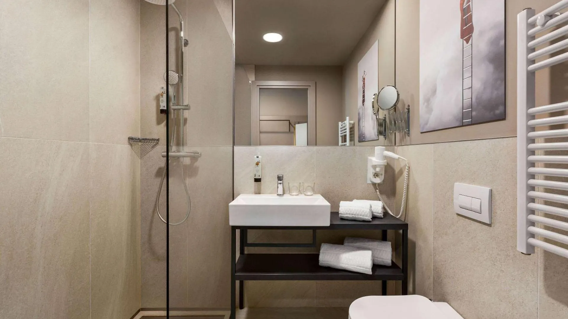 Amedia Hotel Milan, Trademark Collection By Wyndham 4*, מילאנו