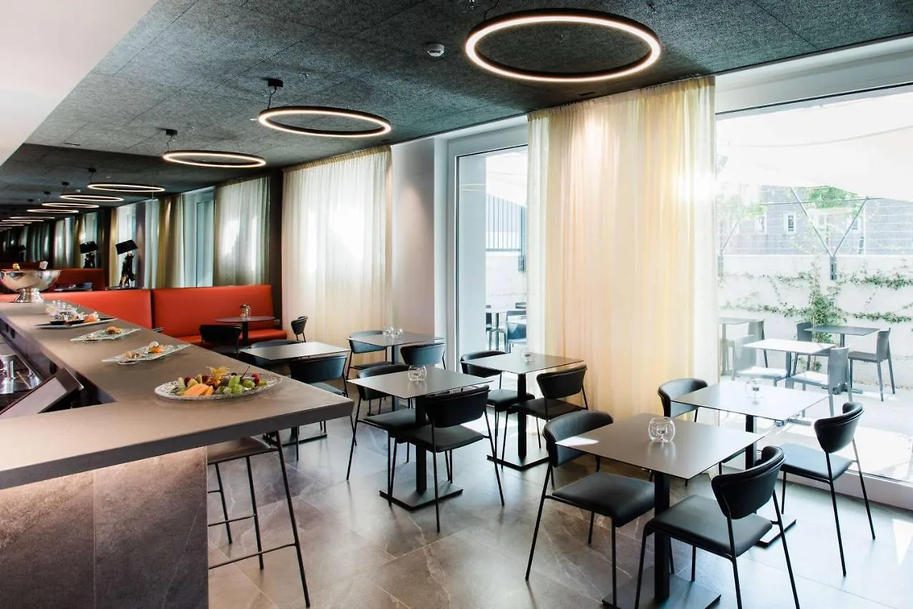 Amedia Hotel Milan, Trademark Collection By Wyndham